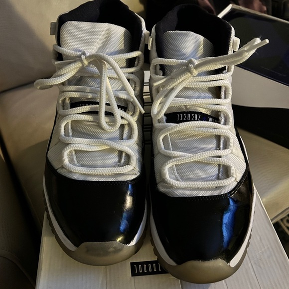 Air Jordan 11 Concords size 12 - Picture 3 of 7
